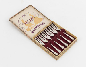 Set of six Australian silver cake forks in original box marked "RODD PRODUCTIONS MADE IN AUSTRALIA", circa 1940s, stamped "STG. SIL. APEX", 13cm long, 105cm long