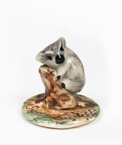 GRACE SECCOMBE pottery koala statue incised "SYDNEY ZOO", 5.5cm high, 5cm diameter