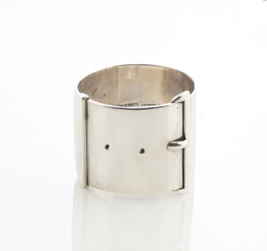 HENRY NEWMAN Australian silver napkin ring of belt buckle form, in plush fitted leather box, Melbourne, Victoria, late 19th century, stamped "H. NEWMAN, STERLING, MELBOURNE" with crown mark, 4cm high, 4.5cm diameter, 54 grams