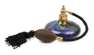 SEAN O'DONOGHUE Australian iridescent art glass perfume atomizer, engraved "Sean O'D. '93", 7cm high, 11cm diameter