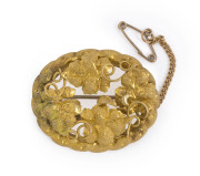 HENRY STEINER antique Australian gold brooch with vine leaf decoration, Adelaide, 19th century, stamped "H. STEINER", ​3.5cm wide