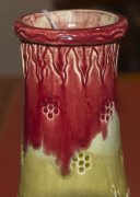 V.A.P. (Victoria Art Pottery) mantel vase with incised decoration, glazed in burgundy and olive green, late 19th century, 32.5cm high - 4