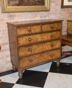 A stunning and early Colonial chest of drawers, full cedar construction with rare Greek key inlay top and drawer fronts, plus inlaid wooden escutcheons. Sydney, New South Wales origin, circa 1825. This piece is obviously a Sheraton inspired design with th - 2