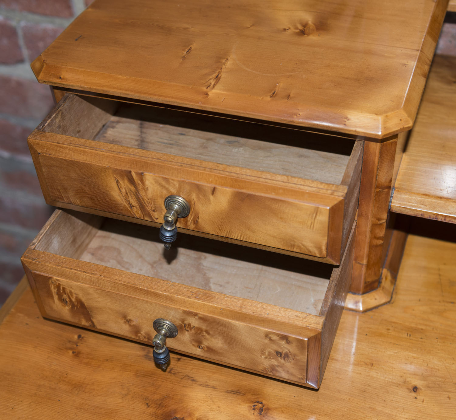 A fine Colonial huon pine dressing table, Melbourne, Victorian origin