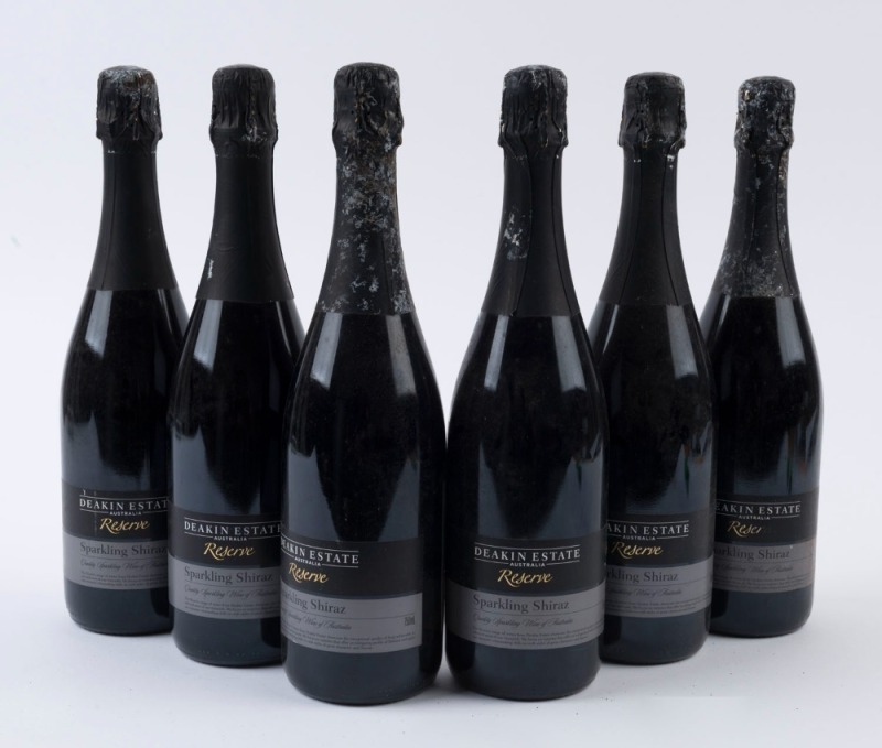 NV Deakin Estate Reserve Sparkling Shiraz, Murray-Darling, (6 bottles).