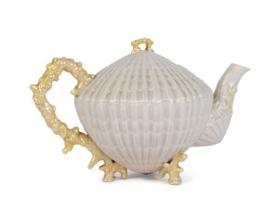 BELLEEK Irish porcelain teapot, 20th century, third black factory stamp, 14cm high, 23cm wide