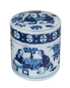 An antique Chinese blue and white porcelain herb jar with lid, Qing Dynasty, Ch'ien-lung period, late 18th century, ​7cm high, 6.5cm diameter