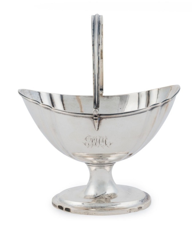 An antique Irish silver bon bon basket by Richard Whitford of Dublin, circa 1796, 19cm high, 17cm wide, 288 grams