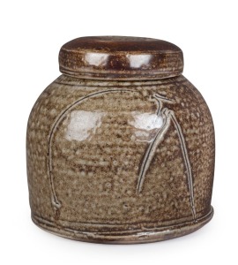 SEI SYO MASA Japanese salt glazed pottery lidded jar, circa 1960, artist monogram to base, 14cm high. PROVENANCE: The Kenneth Hood Collection, Leonard Joel Auction, Melbourne.