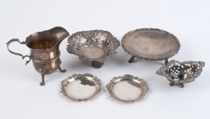 Sterling silver cream jug and assorted sterling silver dishes, 20th century, (6 items), the jug 9cm high, 414 grams total