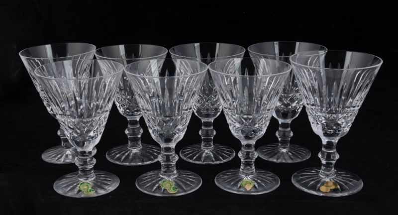 WATERFORD Irish crystal set of 7 wine glasses with an additional eighth slightly larger example (8 items), 20th century, 13.5cm high