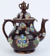 An antique English barge ware teapot with inscription "A PRESENT TO VIOLET & PHILLIP LAKIN, MELBOURNE", 19th century, ​30cm high - 2