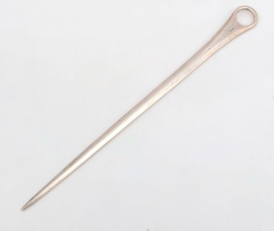 A Georgian sterling silver meat skewer made in London, circa 1800, 30.5cm long, 96 grams