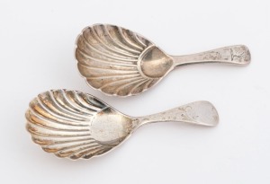 Two antique sterling silver caddy spoons, circa 1840 and 1892, ​9cm long, 30 grams total