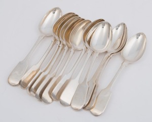Set of 12 Georgian sterling silver fiddle pattern spoons by William Eaton of London, circa 1834, 18.5cm long, 610 grams total