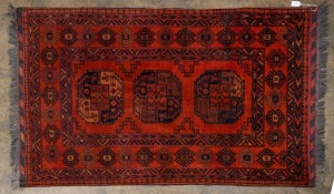 A Persian hand-knotted wool rug, ​​​​​​​160 x 100