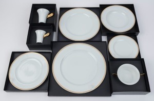VERSACE "MEDAILLON MEANDRE D'OR" Rosenthal porcelain dinner place setting for one (9 pieces), in original boxes. (missing the jug)