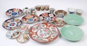 A group of antique and vintage Chinese and Japanese ceramics, 19th and 20th century, ​​​​​​​the largest plate 31cm diameter