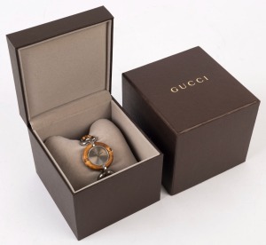 GUCCI lady's dress watch in original box