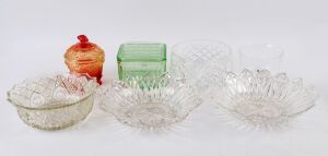 Depression green glass box, peachblow lidded glass box and five assorted glass serving bowls, 19th and 20th century, (7 items) the peachblow example 15cm high