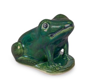 BENDIGO POTTERY "Waverley Ware" green glazed pottery frog, 15cm high, 18cm long
