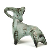 ELLIS pottery ram statue, 18cm high, 18cm wide