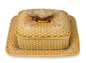 BENDIGO POTTERY basket weave sardine dish and cover with conch shell finial, 19th century, 21.5cm wide