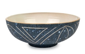KLYTIE PATE pottery bowl with incised geometric designs, signed "Klytie Pate", ​​​​​​​10cm high, 26.5cm diameter