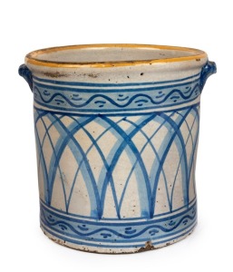 An antique Continental majolica earthenware pot with blue and white lattice pattern and orange glazed rim, 17th/18th century, 23cm high, 26cm wide