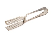 Antique English sterling silver asparagus tongs in original plush lined leather case. By William Hutton & Sons of Sheffield, circa 1896, 23cm high, 150 grams.  - 2