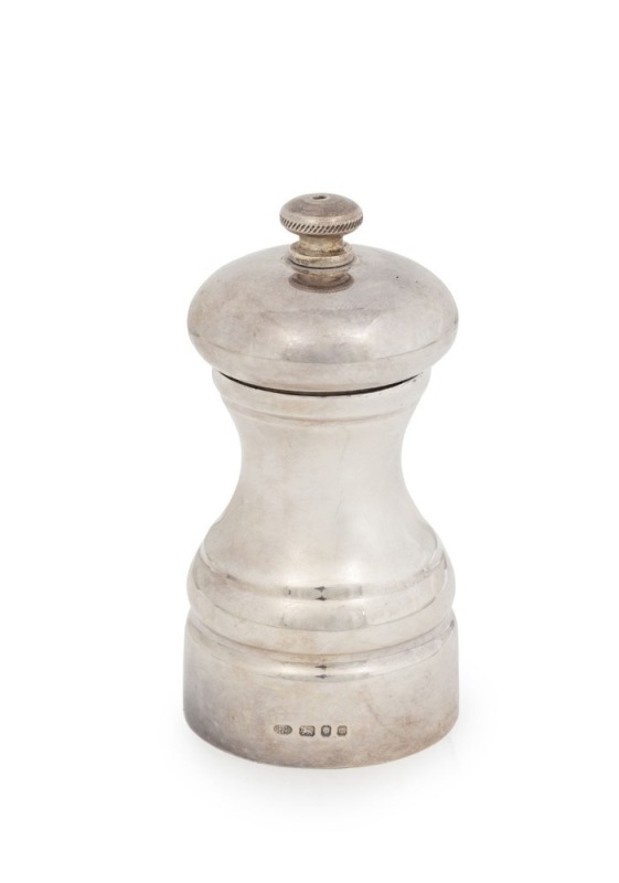 A vintage English sterling silver pepper mill, by Israel Freeman & Son of London, circa 1960, 9.5cm high