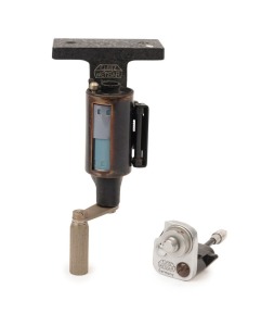 LEITZ: VACU synchroniser CAVOO together with ASPUL table top film winder (2 items)