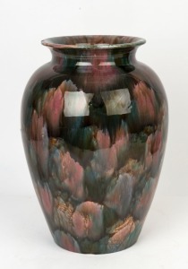 REGAL MASHMAN impressive pottery mantel vase with mottled sponge work glaze, impressed stamp "Regal Mashman", 35cm high