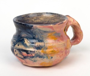 DEBORAH HALPERN pottery mug, signed "D. D. H. '83", 7cm high, 13cm wide