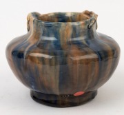 FRED MAN (attributed) blue and brown glazed pottery vase with applied kookaburras on branches, ​​​​​​​11cm high, 15cm wide - 2