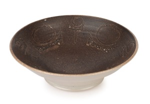 ARTIST UNKNOWN studio pottery bowl, incised signature (illegible), ​​​​​​​6cm high, 18.5cm diameter