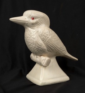 BENDIGO POTTERY "Waverley Ware" cream glazed kookaburra statue, 23cm high