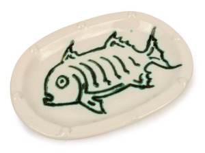 REG PRESTON pottery platter with fish decoration, signed "Preston", 28.5cm wide