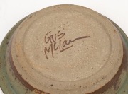 GUS McLAREN pottery lidded bowl with fish decoration, signed "Gus McLaren", ​​​​​​​9cm high, 25.5cm diameter - 2