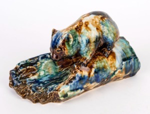 HUNTLY POTTERY wombat statue with mottled glaze, stamped "Huntly Pottery, Made in Bendigo, Australia", 13cm high, 21cm wide