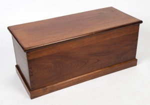 An antique Australian cedar blanket box, 19th century, 42cm high, 95cm wide, 41cm deep