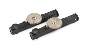 LEITZ: FOFER range finder, black and nickel with distances to 40 feet together with a FOFER range finder, black and nickel with distances to 40 feet + ∞, circa 1930s (2 items)