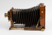 Thornton-Pickard: Imperial Perfecta double extension half plate camera, circa 1909, with Beck symmetrical lens and Thornton-Pickard rollerblind shutter; Ketts, Melbourne retailer's plaque - 4