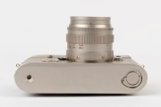 LEITZ: Leica M6 Limited Edition [#1757922], platinum and reptile skin, 1989, with engraved top plate commemorating the 150th anniversary of photography and the 75th anniversary of Leica, A122 of 1250. Fitted with Summilux-M f4 50mm lens [#3482400] and in - 6