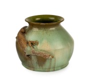 REMUED green glazed pottery vase with applied lizard, incised "Remued 37Z", ​​​​​​​14cm high, 17cm wide - 2