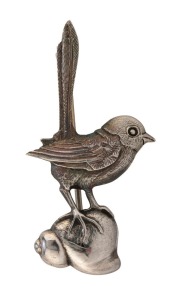 TONY KEAN Australian silver fairy wren brooch in original box, stamped "A.K. 925", 4cm high