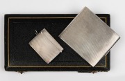 HARDY BROTHERS: sterling silver art deco cigarette and vesta cases, both hallmarked Birmingham 1923, housed in a Drummond's (Melbourne) presentation box; total silver weight 160 grams - 3