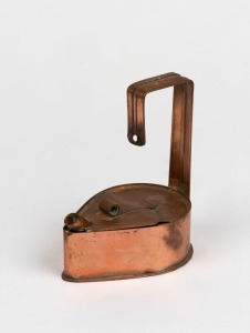 Antique copper "spider" oil lamp, 19th century, 12cm high