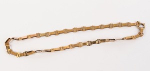 A Colonial 15ct gold gate-link necklace, 19th century, stamped "15c", 38cm long, ​​​​​​​9.5 grams 