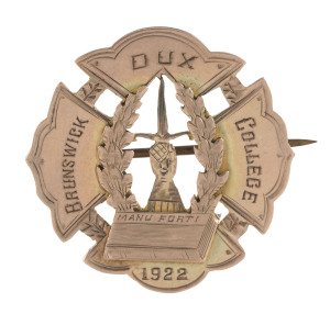 EDUCATION AWARD: 9ct gold badge (4.9gms) engraved "BRUNSWICK COLLEGE DUX 1922" and verso "VIOLET I.H. KENT".